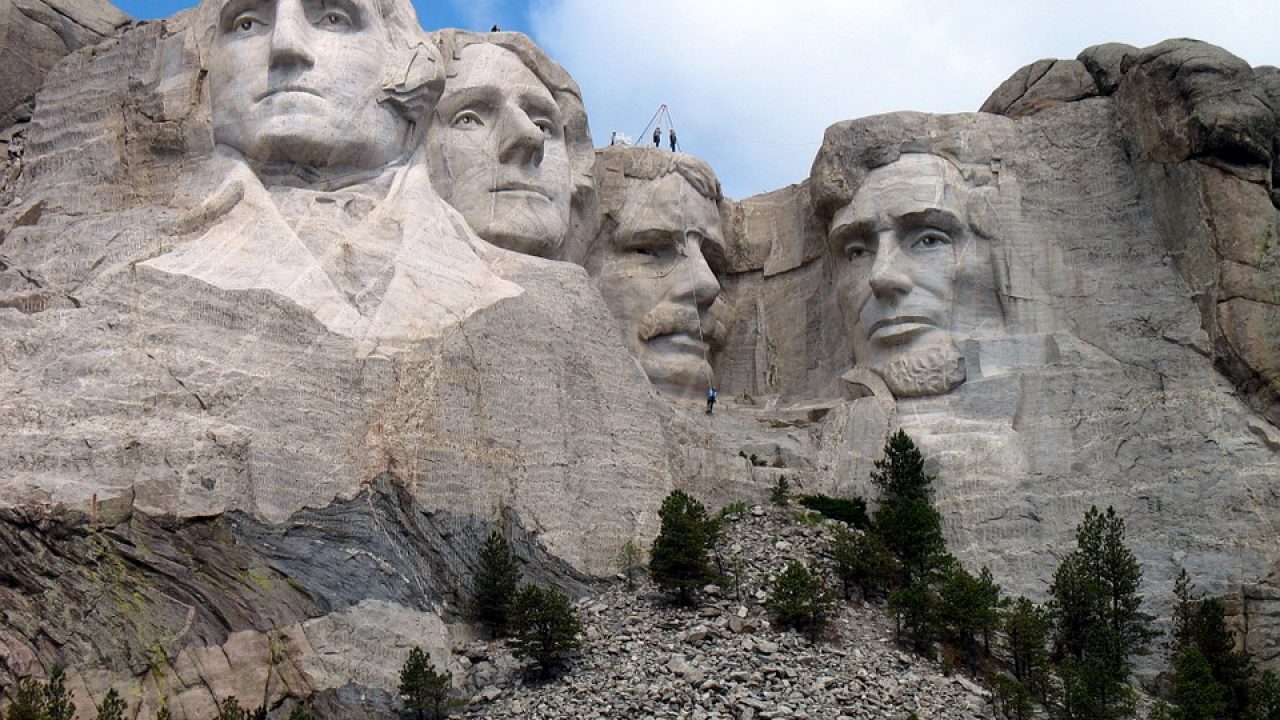 mont rushmore nom des présidents